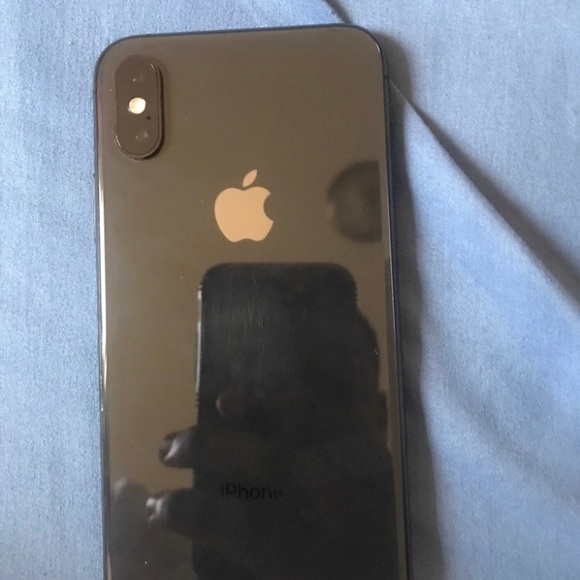 iphone - Picture 2 of 2